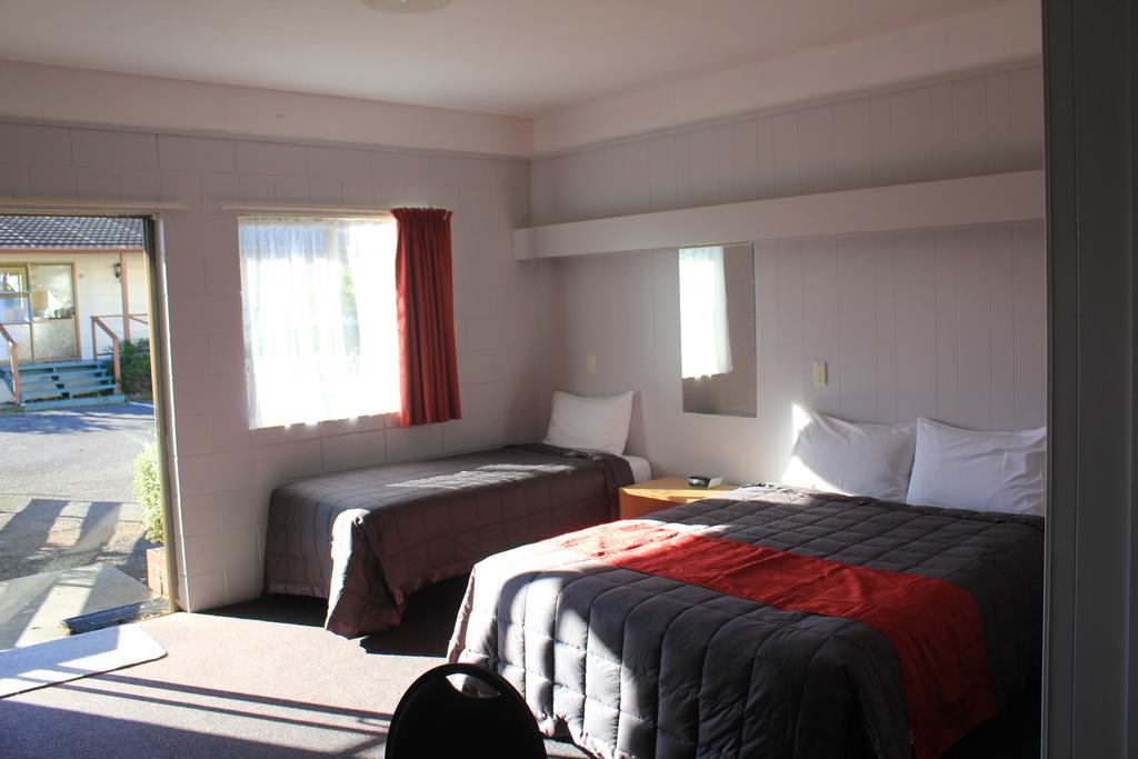 ניו פלימות' Coronation Court Motel מראה חיצוני תמונה
